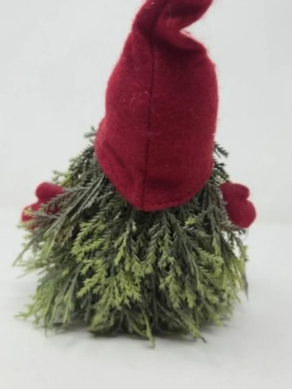 ​Ganz Christmas Gnome Shelf Sitter Red Striped Dangle Legs Pine Needle Beard